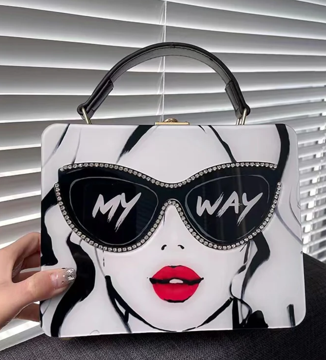 JOYE GRAPHIC PURSE
