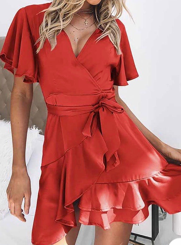 V-NECK SHORT SLEEVE RUFFLE DRESS