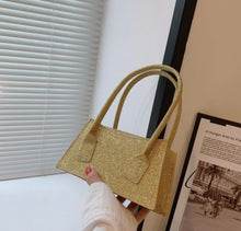 Load image into Gallery viewer, VERSATILE HANDBAG
