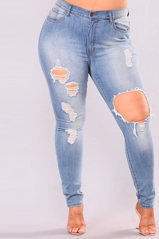 PLUS SIZE CUTOUT JEANS